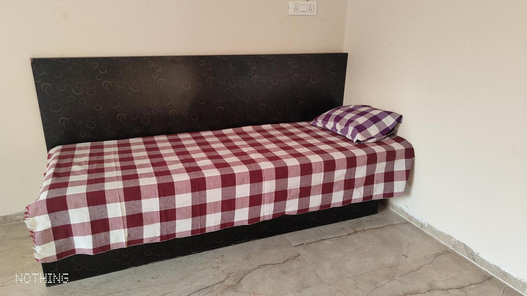 Hotel Aadishkti Bhakt Nivas Tuljapur Zimmer foto